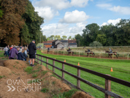 EL120925-39 - Emma Lavelle Stable Visit